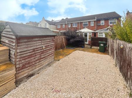2 bedroom Terraced House for sale in Lower Kenyon Street, Thorne, Doncaster, DN8