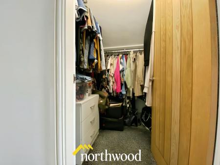 3 bedroom Semi-detached bungalow for sale in Redland Crescent, Thorne, DN8