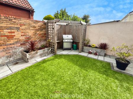 3 bedroom Detached bungalow for sale in South End, Thorne, Doncaster, DN8