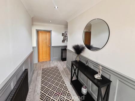 3 bedroom Detached bungalow for sale in South End, Thorne, Doncaster, DN8