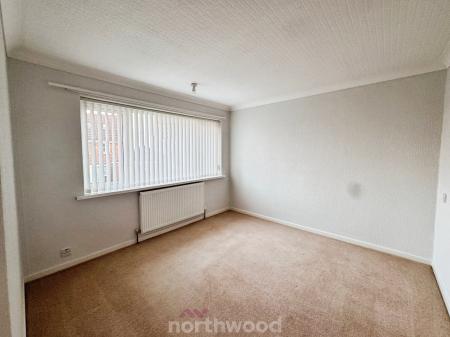 3 bedroom Semi-detached house for sale in St Michaels Close, Thorne, Doncaster, DN8