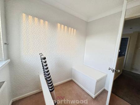 3 bedroom Semi-detached house for sale in St Michaels Close, Thorne, Doncaster, DN8