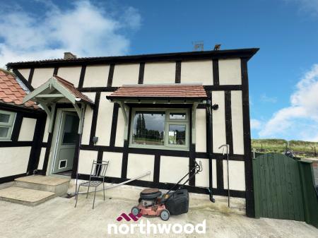 3 bedroom Detached house for sale in Swinefleet Road, Swinefleet, Goole, DN14