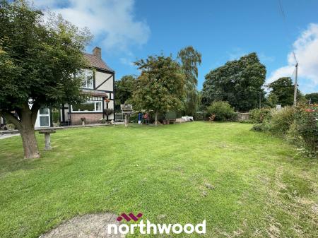 3 bedroom Detached house for sale in Swinefleet Road, Swinefleet, Goole, DN14