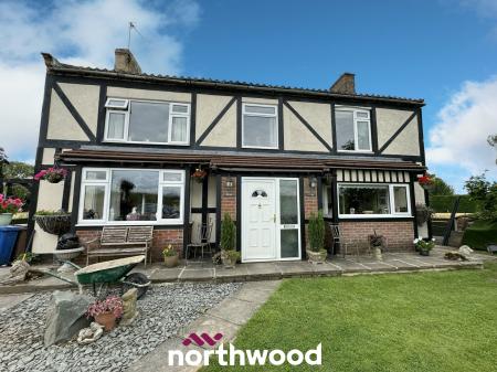 3 bedroom Detached house for sale in Swinefleet Road, Swinefleet, Goole, DN14