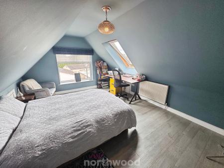 5 bedroom Bungalow for sale in West Court, Thorne, Doncaster, DN8