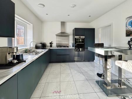 4 bedroom Detached house for sale in Myers Pasture, Howden, Goole, DN14