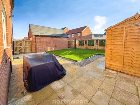 4 bedroom Detached house for sale in Myers Pasture, Howden, Goole, DN14