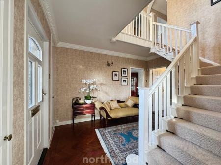 3 bedroom Detached house for sale in Fieldside, Doncaster, Doncaster, DN8