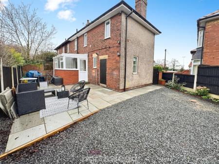 3 bedroom Semi-detached house for sale in Tennyson Avenue, Thorne, Doncaster, DN8