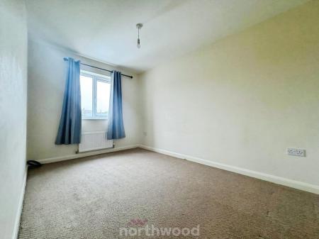 3 bedroom Semi-detached house to let in Church View Gardens, Moorends, Doncaster, DN8