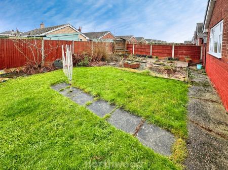 3 bedroom Detached bungalow for sale in Newfield Close, Moorends, Doncaster, DN8