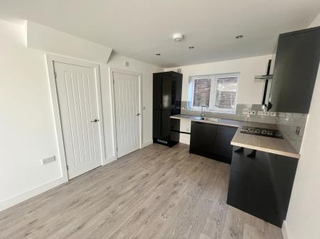 2 bedroom Terraced House to let in The Old Vicarage, Thorne, Doncaster, DN8