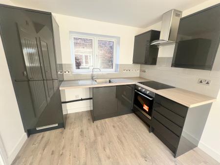 2 bedroom Terraced House to let in The Old Vicarage, Thorne, Doncaster, DN8