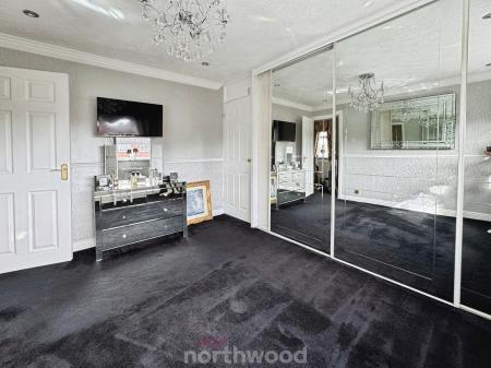 3 bedroom Semi-detached house for sale in Alexandra Street, Thorne, Doncaster, DN8