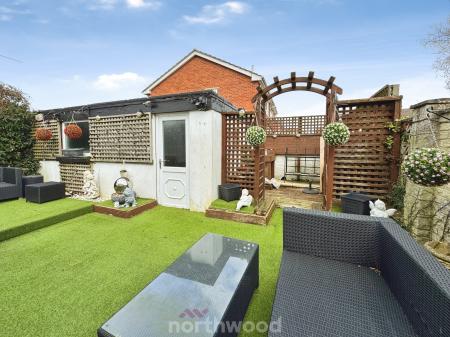 3 bedroom Semi-detached house for sale in Alexandra Street, Thorne, Doncaster, DN8