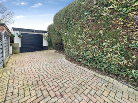 3 bedroom Semi-detached house for sale in Alexandra Street, Thorne, Doncaster, DN8