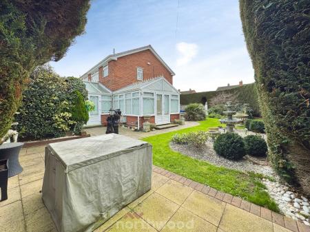 3 bedroom Semi-detached house for sale in Alexandra Street, Thorne, Doncaster, DN8