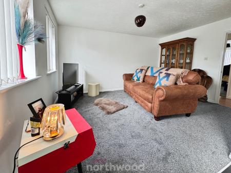 2 bedroom Flat for sale in Dunstan Drive, Thorne, Doncaster, DN8