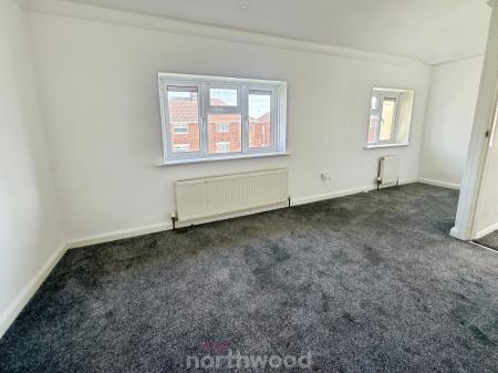 3 bedroom Semi-detached house for sale in The Fairway, Moorends, Doncaster, DN8