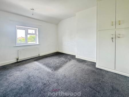 3 bedroom Semi-detached house for sale in The Fairway, Moorends, Doncaster, DN8