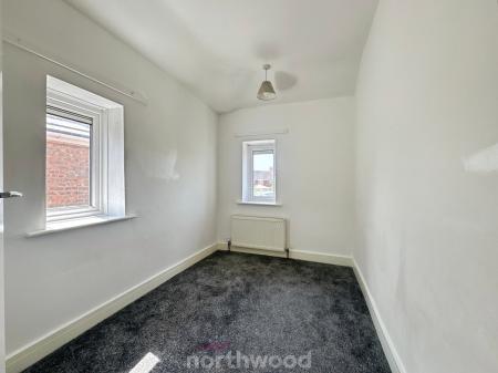 3 bedroom Semi-detached house for sale in The Fairway, Moorends, Doncaster, DN8