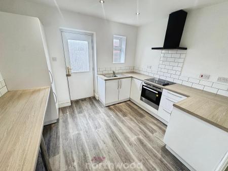 3 bedroom Semi-detached house for sale in The Fairway, Moorends, Doncaster, DN8