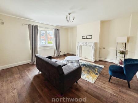 3 bedroom Semi-detached house to let in High Hazel Road, Moorends, Doncaster, DN8