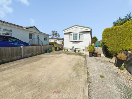 2 bedroom Park home for sale in Palm Grove Court, Thorne, DN8