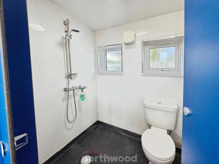 3 bedroom Caravan for sale in Mount Pleasant, Moorends, Doncaster, DN8