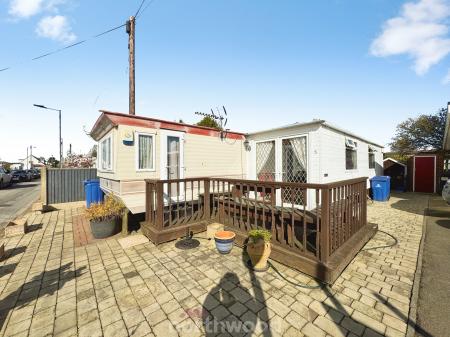 3 bedroom Caravan for sale in Mount Pleasant, Moorends, Doncaster, DN8