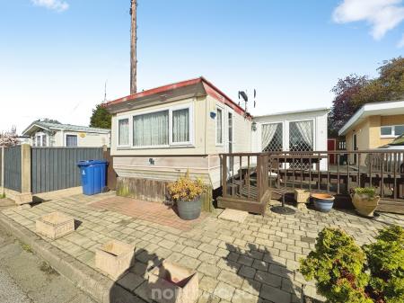 3 bedroom Caravan for sale in Mount Pleasant, Moorends, Doncaster, DN8