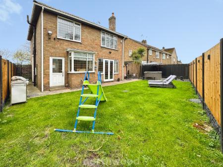 4 bedroom Detached house for sale in Inglenook Drive, Doncaster, Doncaster, DN8