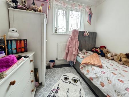 3 bedroom Semi-detached house for sale in Bloomhill Court, Moorends, Doncaster, DN8