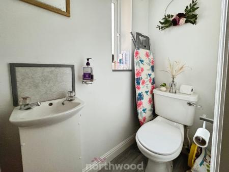 3 bedroom Semi-detached house for sale in Bloomhill Court, Moorends, Doncaster, DN8