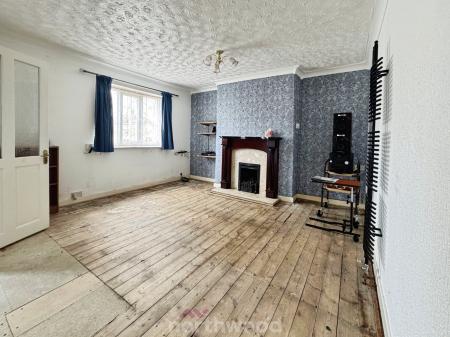 3 bedroom Semi-detached house for sale in Bloomhill Close, Moorends, Doncaster, DN8