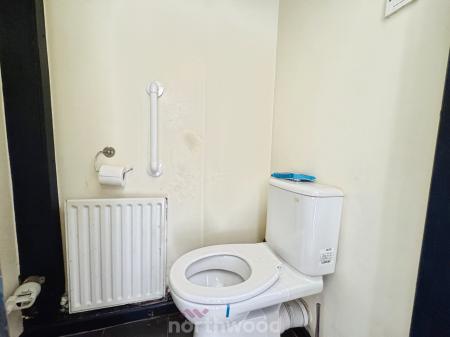 3 bedroom Semi-detached house for sale in Bloomhill Close, Moorends, Doncaster, DN8