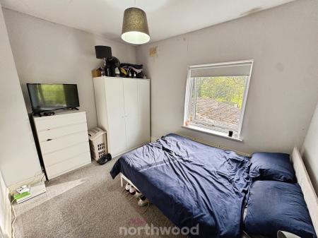 3 bedroom End of terrace house to let in Trundle Lane, Fishlake, Doncaster, DN7