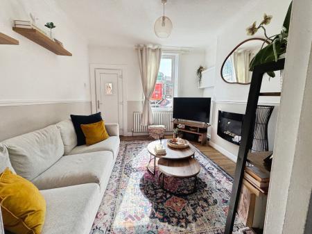 2 bedroom Terraced House for sale in Portland Street, Rawcliffe Bridge, DN14