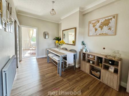 2 bedroom Terraced House for sale in Portland Street, Rawcliffe Bridge, DN14