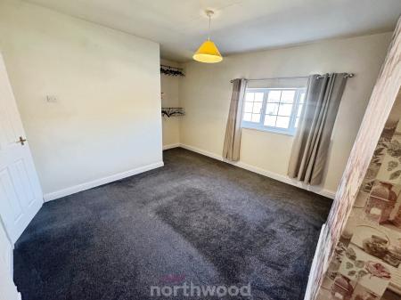 2 bedroom Terraced House to let in Ellison Street, Thorne, DN8