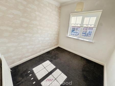 2 bedroom Terraced House to let in Ellison Street, Thorne, DN8