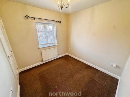 3 bedroom Link detached house for sale in Waverley Court, Thorne, Doncaster, DN8