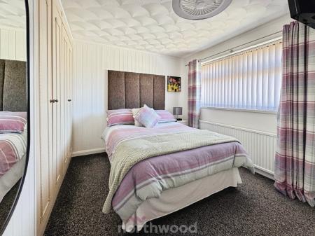 3 bedroom Semi-detached house for sale in Wike Gate Road, Doncaster, Doncaster, DN8