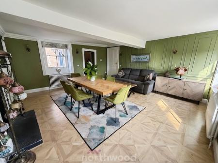 4 bedroom Detached house for sale in Main Street, Reedness, Goole, DN14