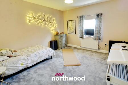 4 bedroom Detached house for sale in Main Street, Reedness, Goole, DN14