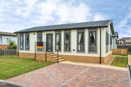2 bedroom Park home for sale in Palm Grove Court, Thorne, Doncaster, DN8