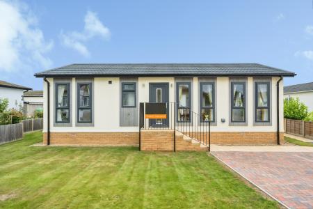 2 bedroom Park home for sale in Palm Grove Court, Thorne, Doncaster, DN8