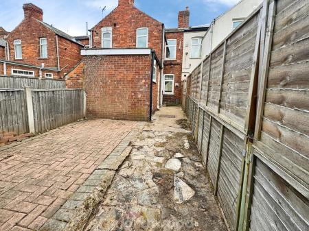 3 bedroom Terraced House for sale in Upper Kenyon Street, Thorne, Doncaster, DN8