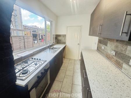 3 bedroom Terraced House for sale in Upper Kenyon Street, Thorne, Doncaster, DN8